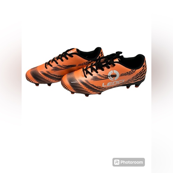 Leoci Lace Up Closed Toe Unisex Soccer Athletic Shoes - Picture 2 of 6